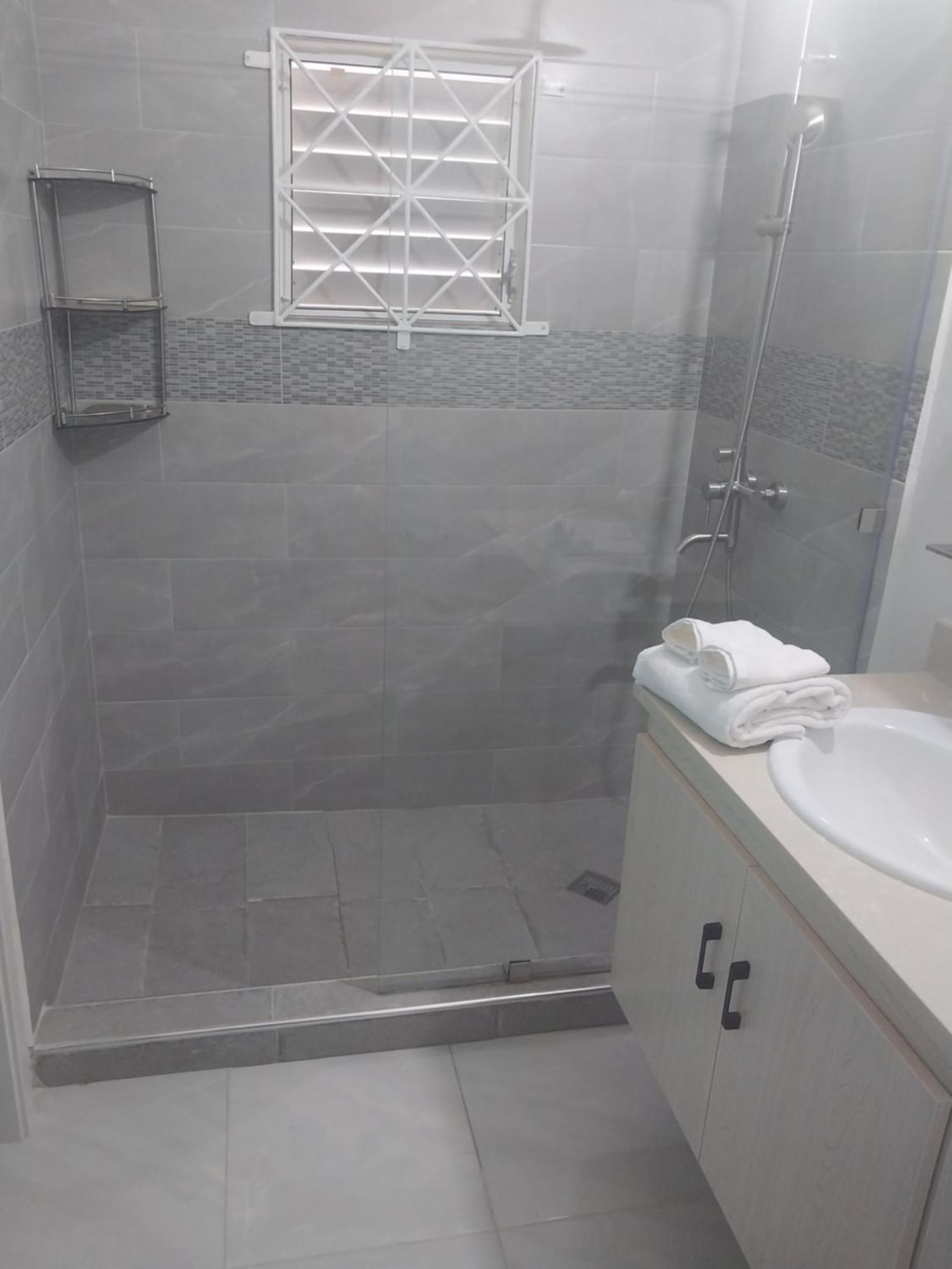 Debs Cozy Cove Vila Discovery Bay Exterior foto